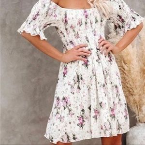 Promesa by Vici Smocked Floral Dress Size Small